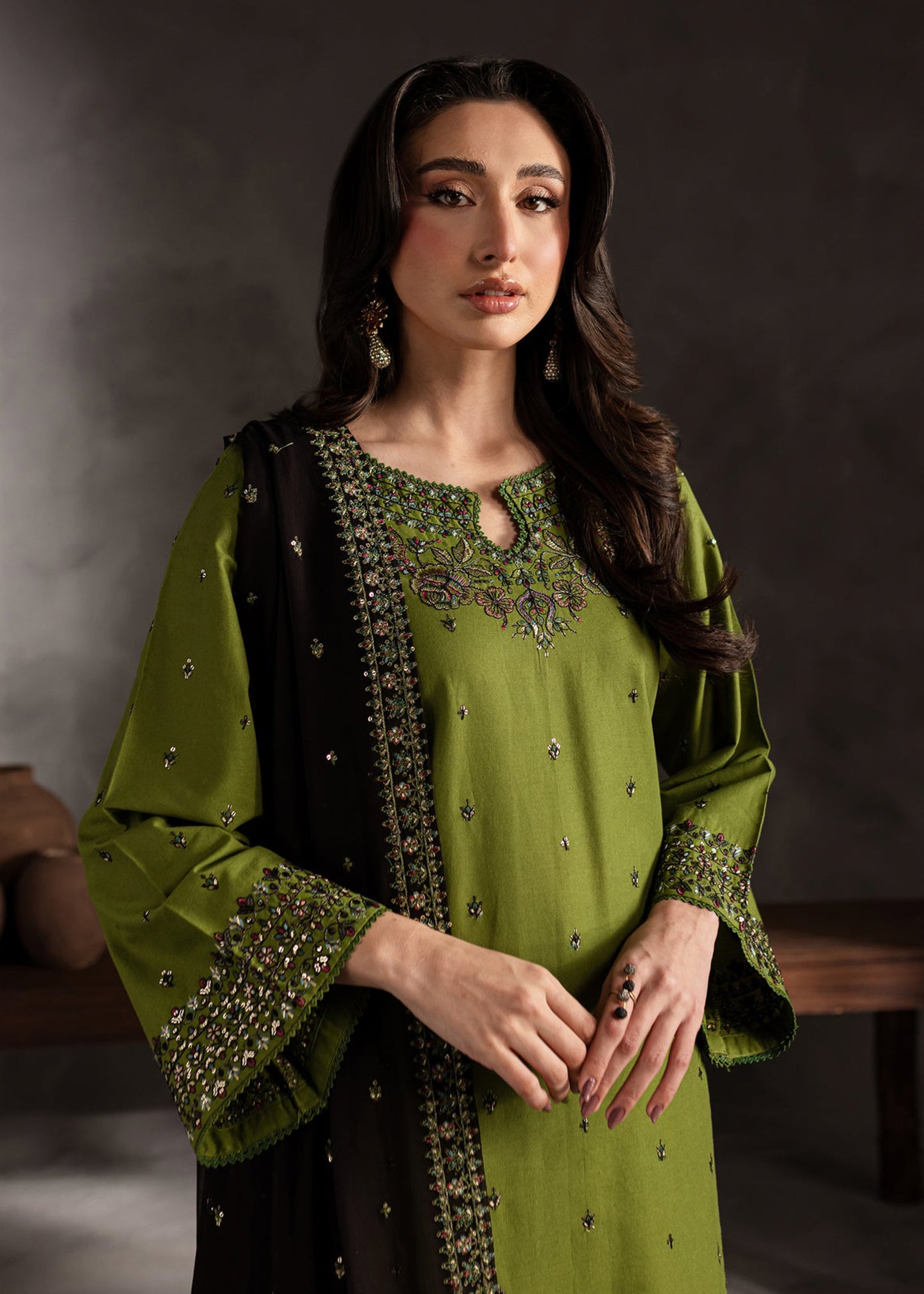 Ezzah 3pcs - Lawn Embroidered