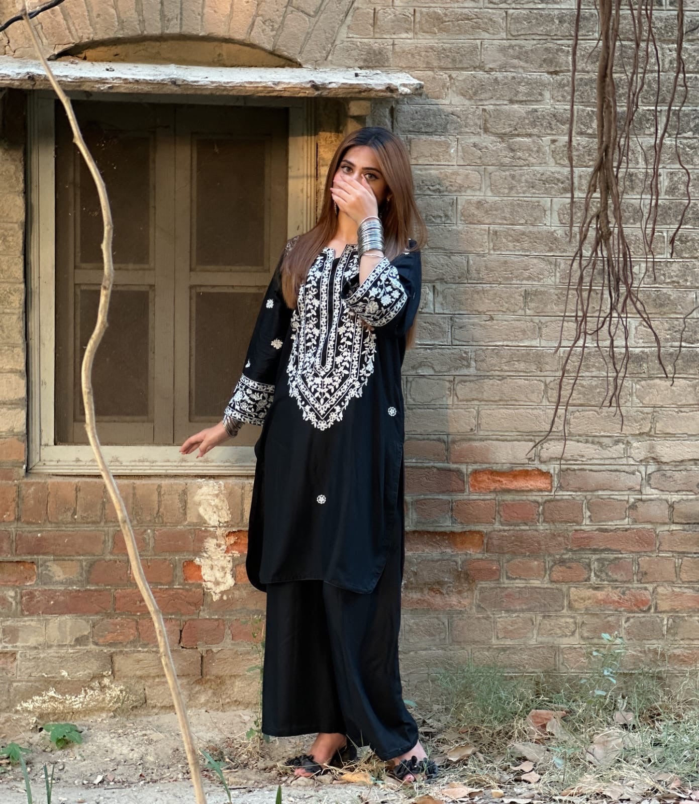 Erina Embroidered - 2 pieces