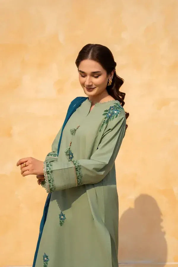 Hayfa Embroidered 3pcs