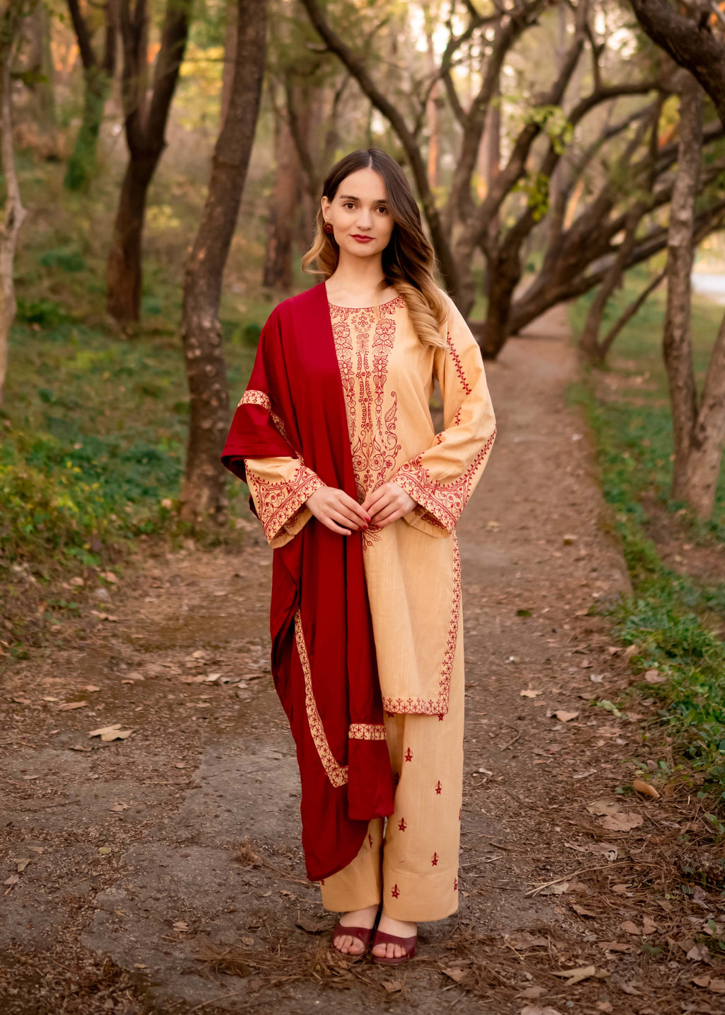 Heer Embroidered 3pc