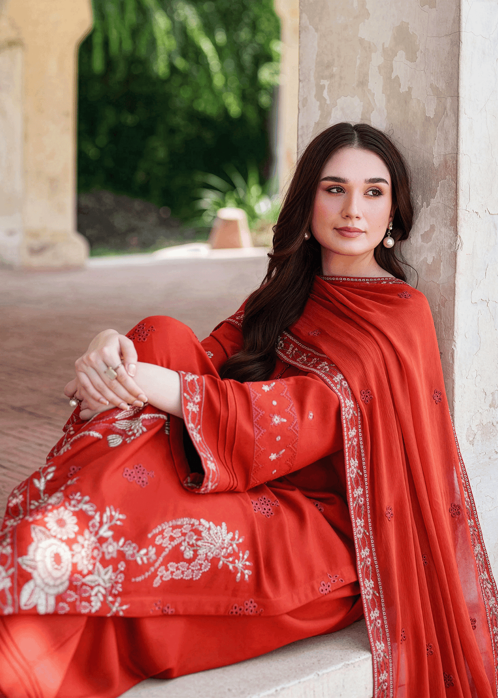 Begum Embroidered - 3pc