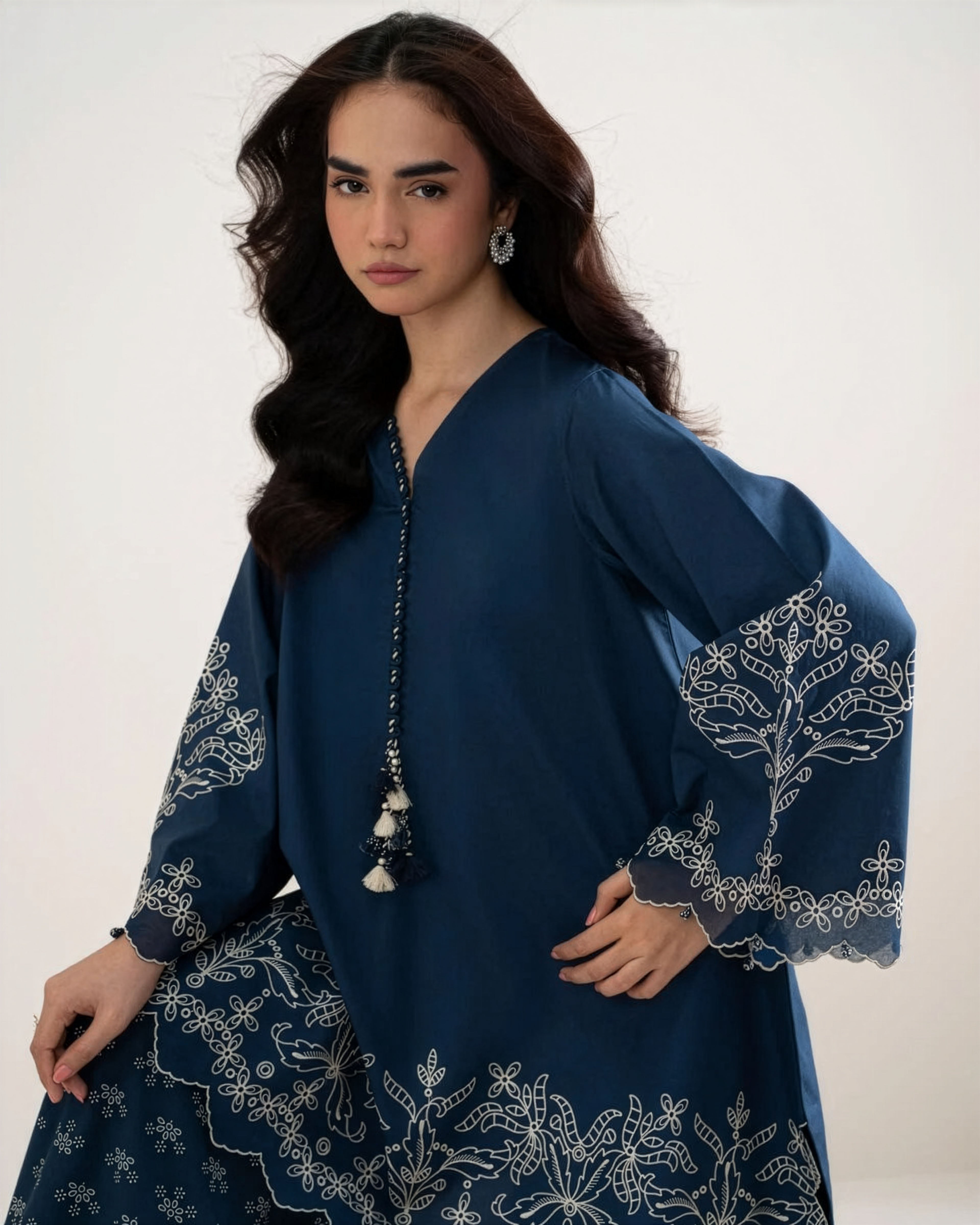 BulBul Embroidered -2pc