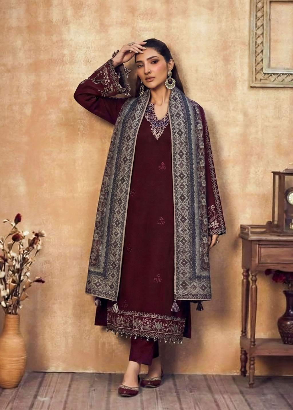 Mannat Embroiderd 3pc