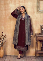 Mannat Embroiderd 3pc