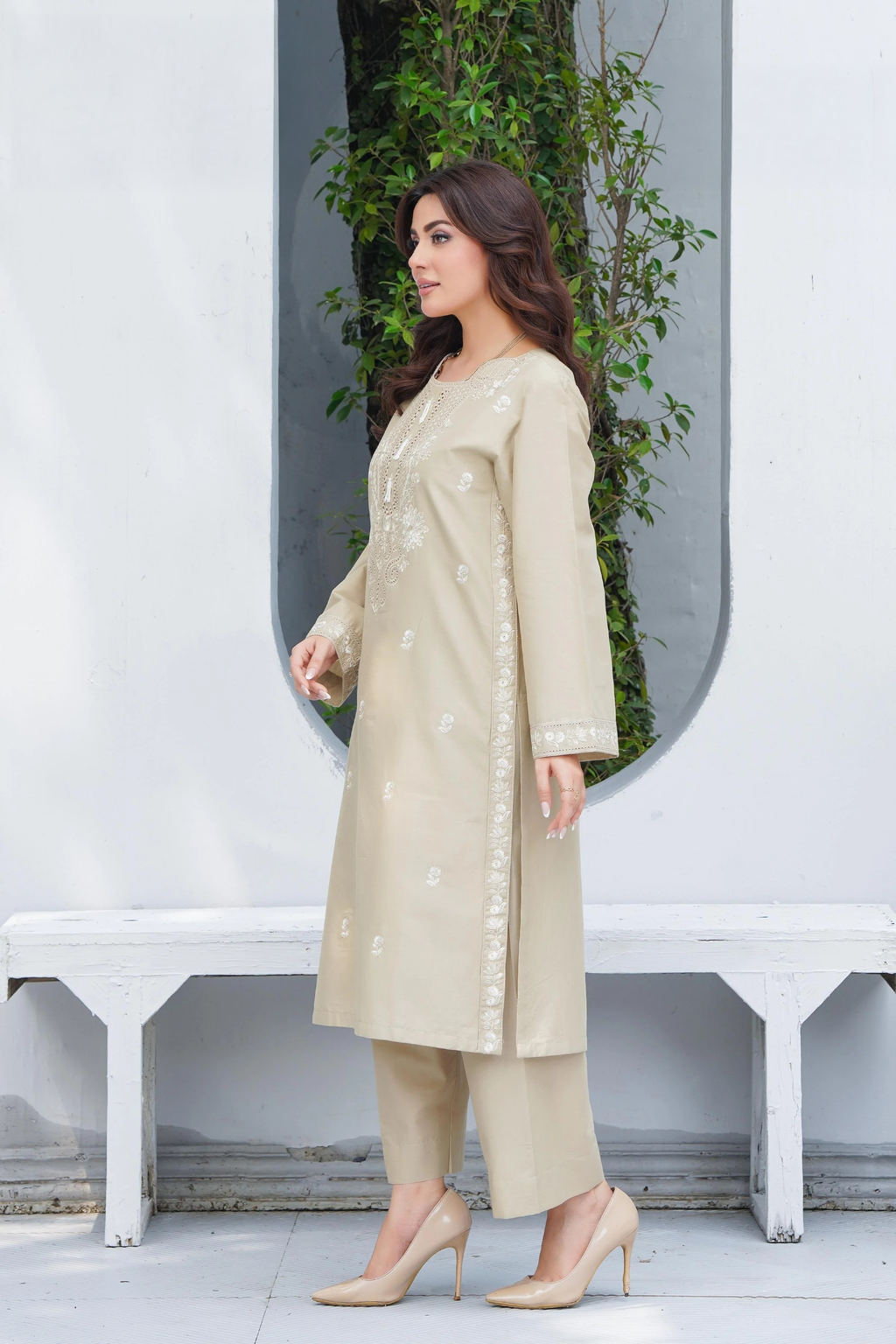 Fajar Embroidered 2pc