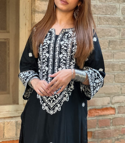 Erina Embroidered - 2 pieces