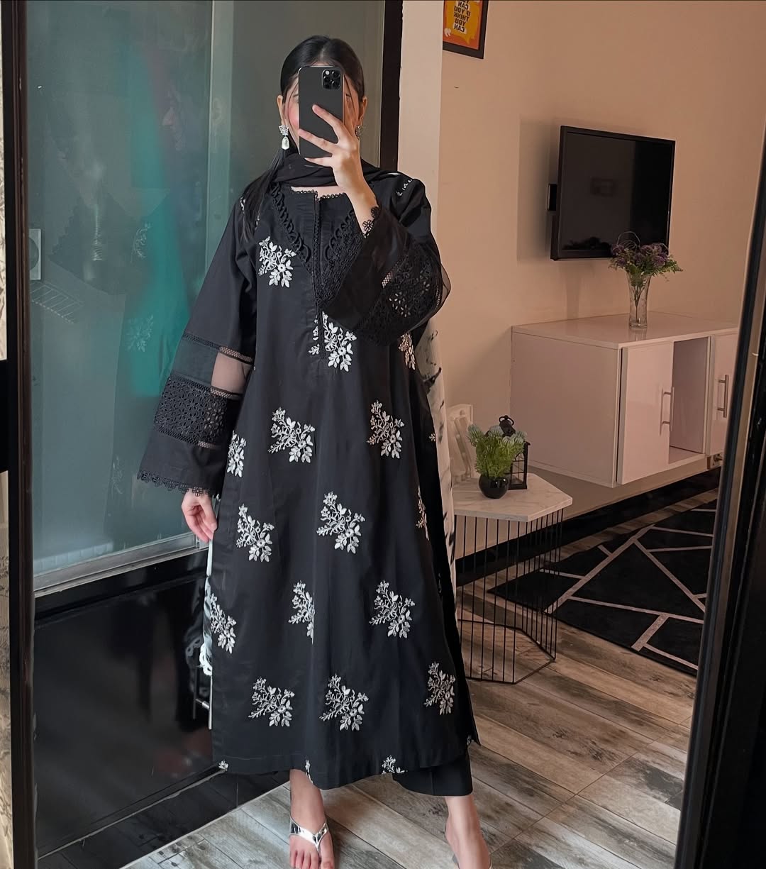 Nora Black Embroidered 3pc