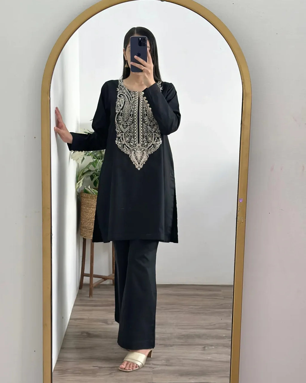 Haya Embroidered-2pieces