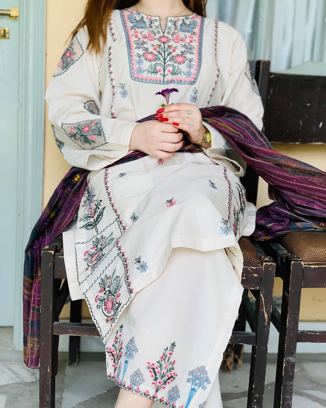 Naz Embroidered 2pcs