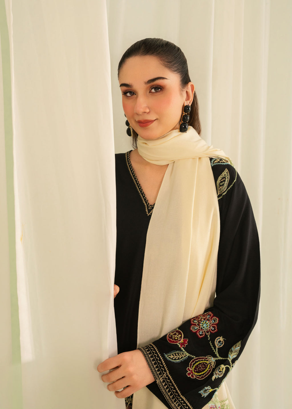 Esmer 3pc - Embroidered dress