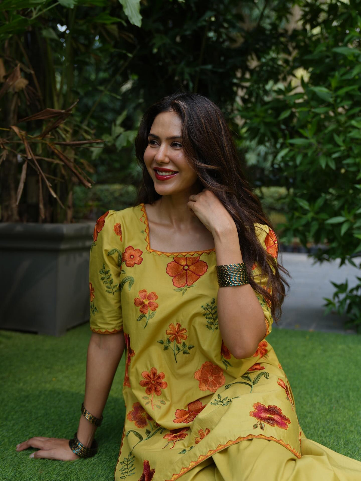 Sonam Bajwa -3pc