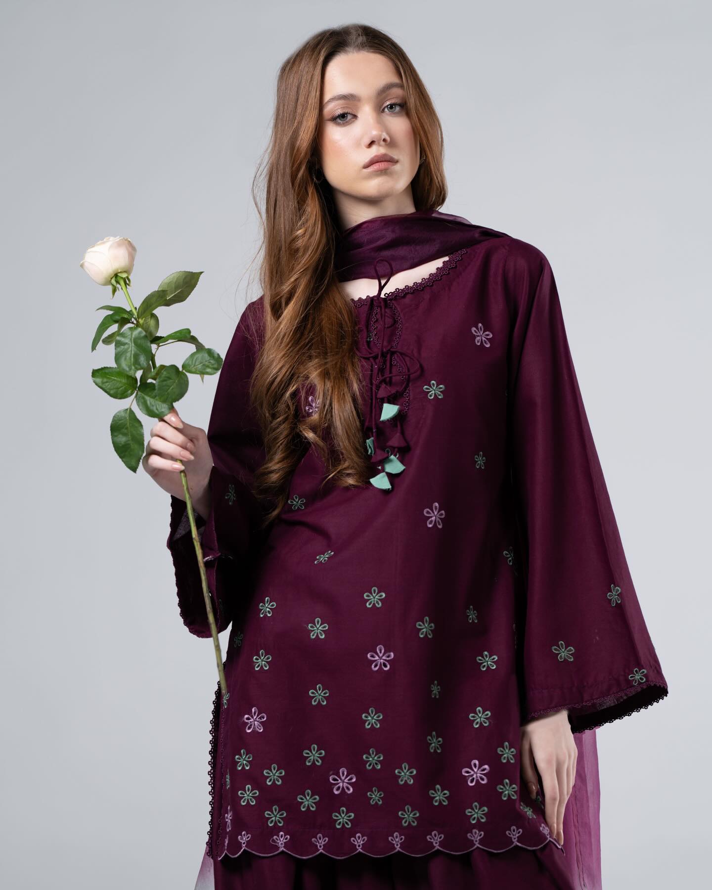 Wine Embroidered -3pc