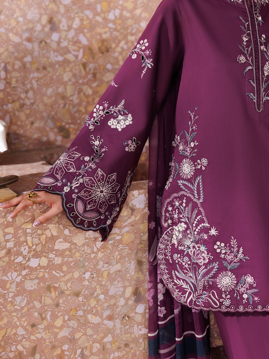 Zohra Embroidered -3pc