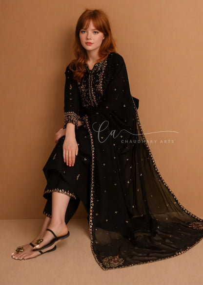 Parsa 3pcs - Cotton Lawn Embroidered