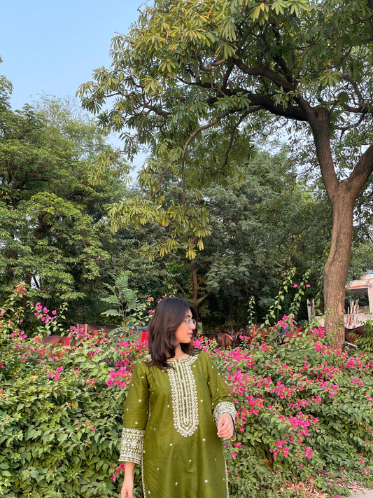 Reyna Embroidered - 2 Pieces