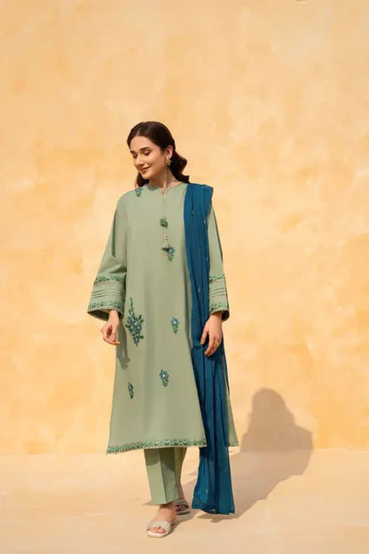 Hayfa Embroidered 3pcs