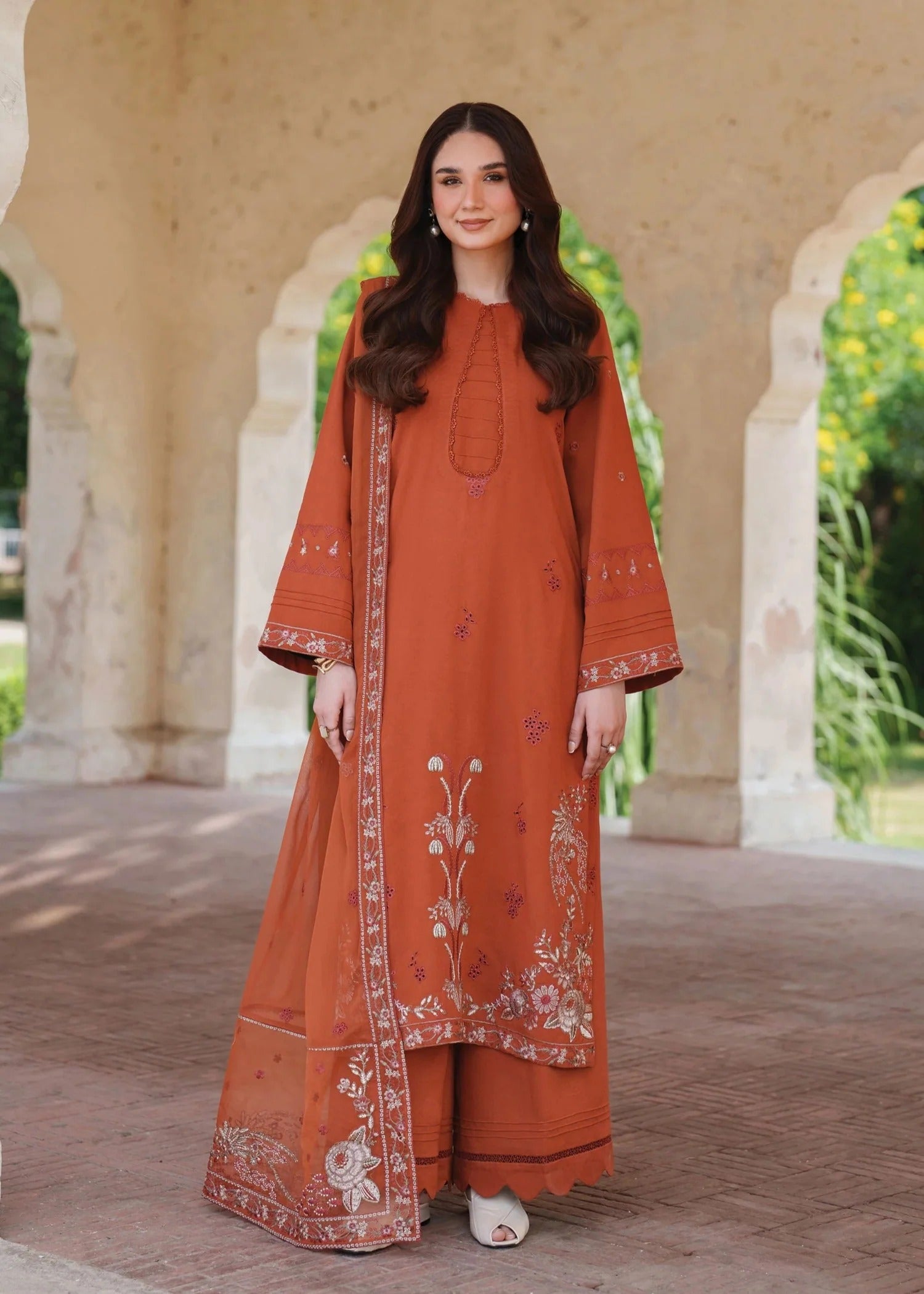 Begum Embroidered - 3pcs