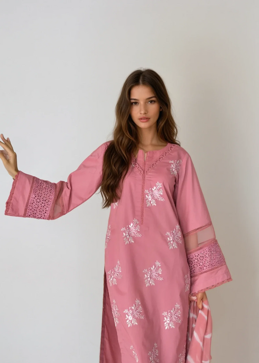 Nora Embroidered 2pc