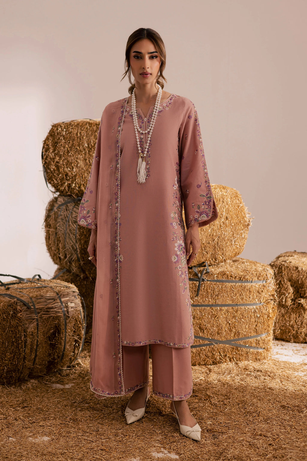 Rehab Embroidered - 3pc