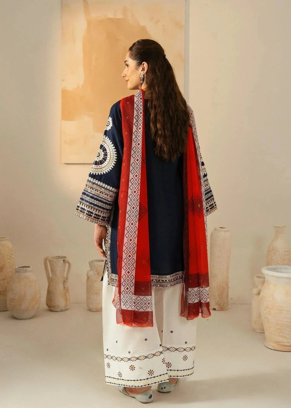 Roha Embroidered 3pc