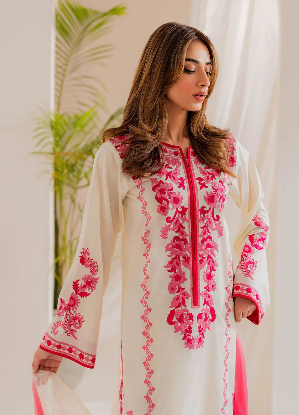 Raya Embroidered 3pc