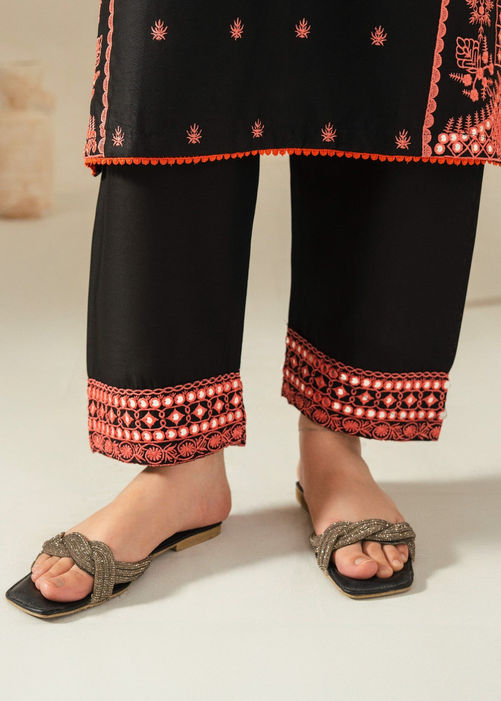 Ajal Embroidered 2pc
